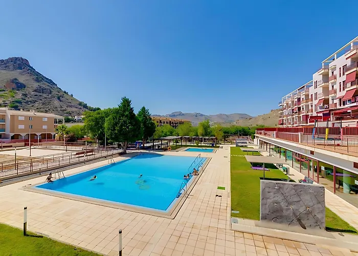 Balnea Experiences - Apartamentos Con Piscina Exterior, Jacuzzi Y Gimnasio